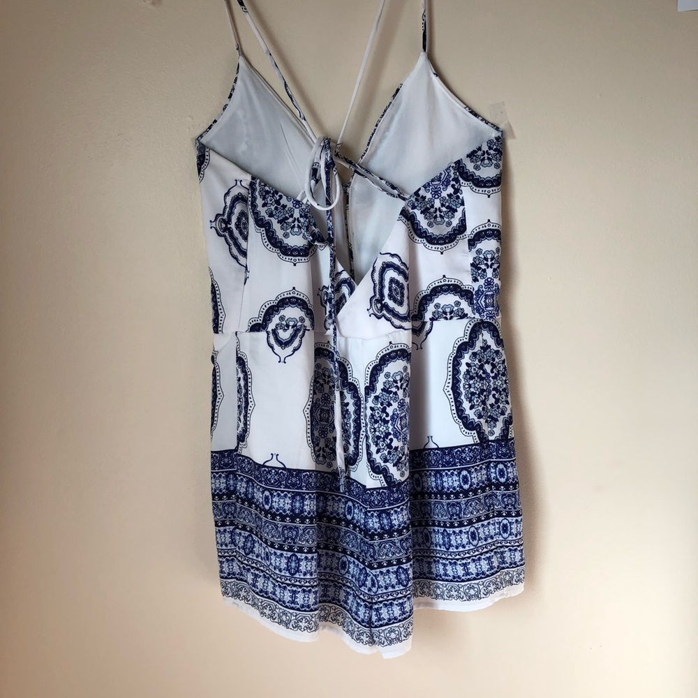 Pattern Romper  NWOT - Picture 2 of 5